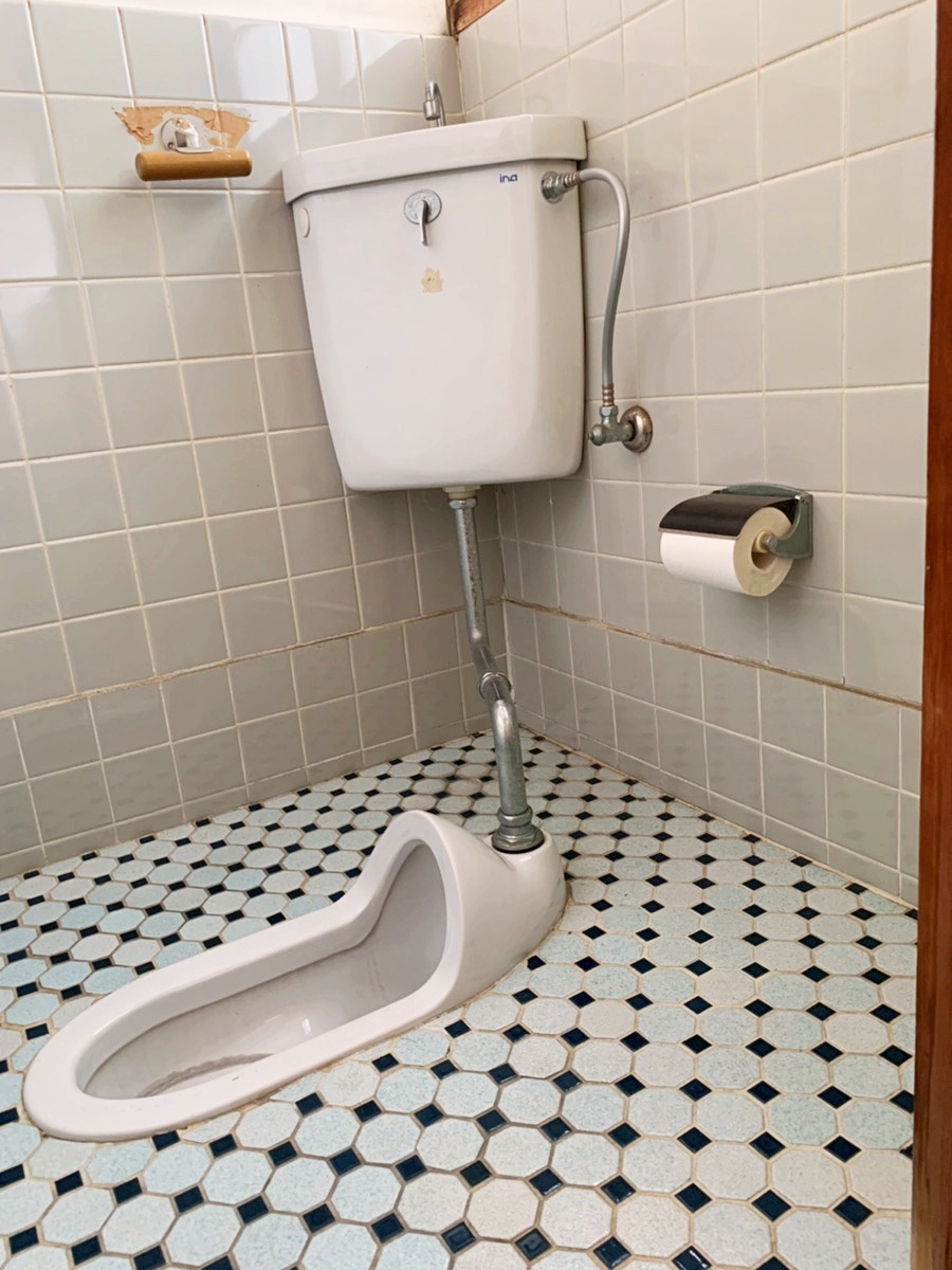 和式トイレから洋式トイレへリフォーム致しました